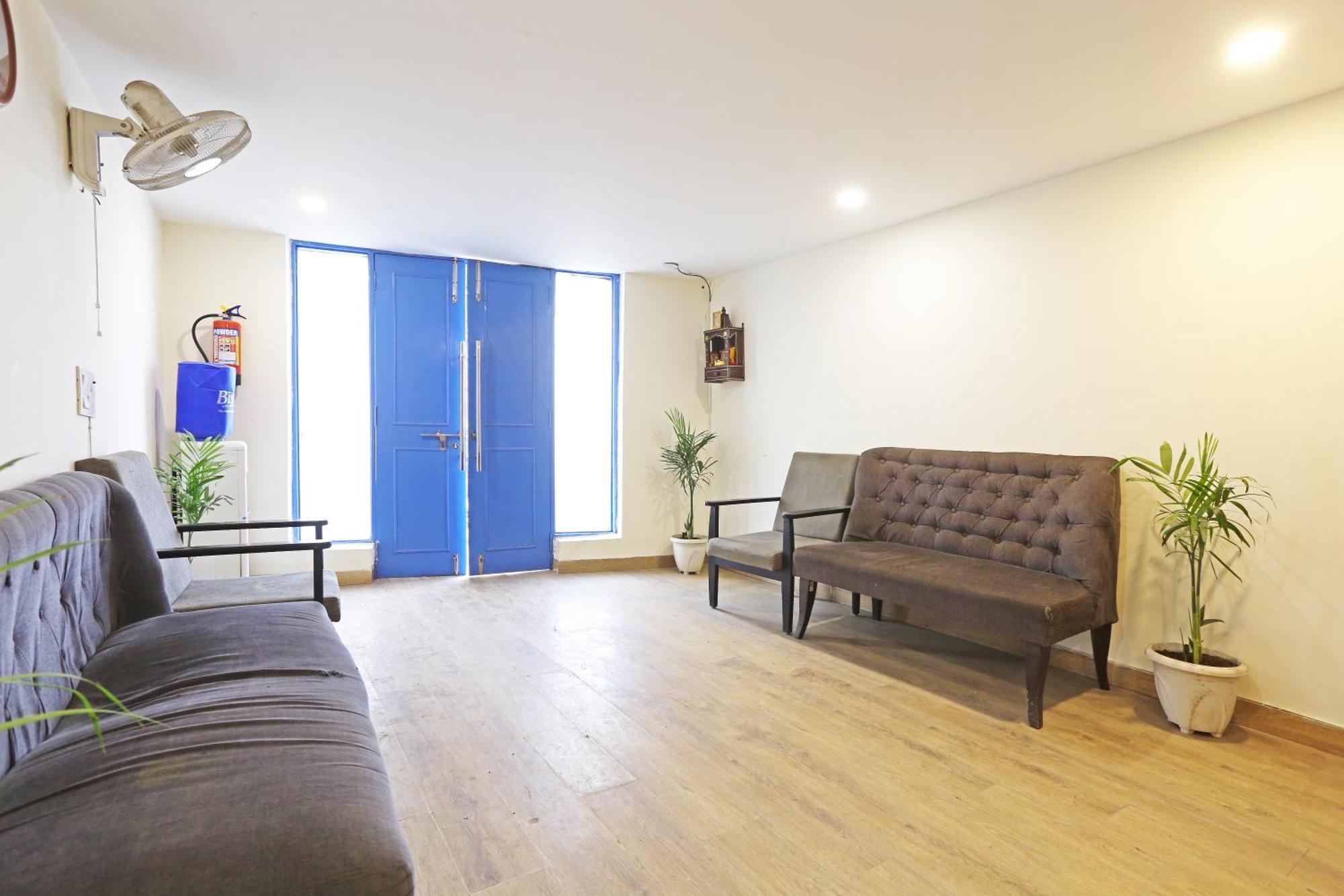 Hotel Twamev Residency Uttam Nagar Couple Friendly 德里 外观 照片